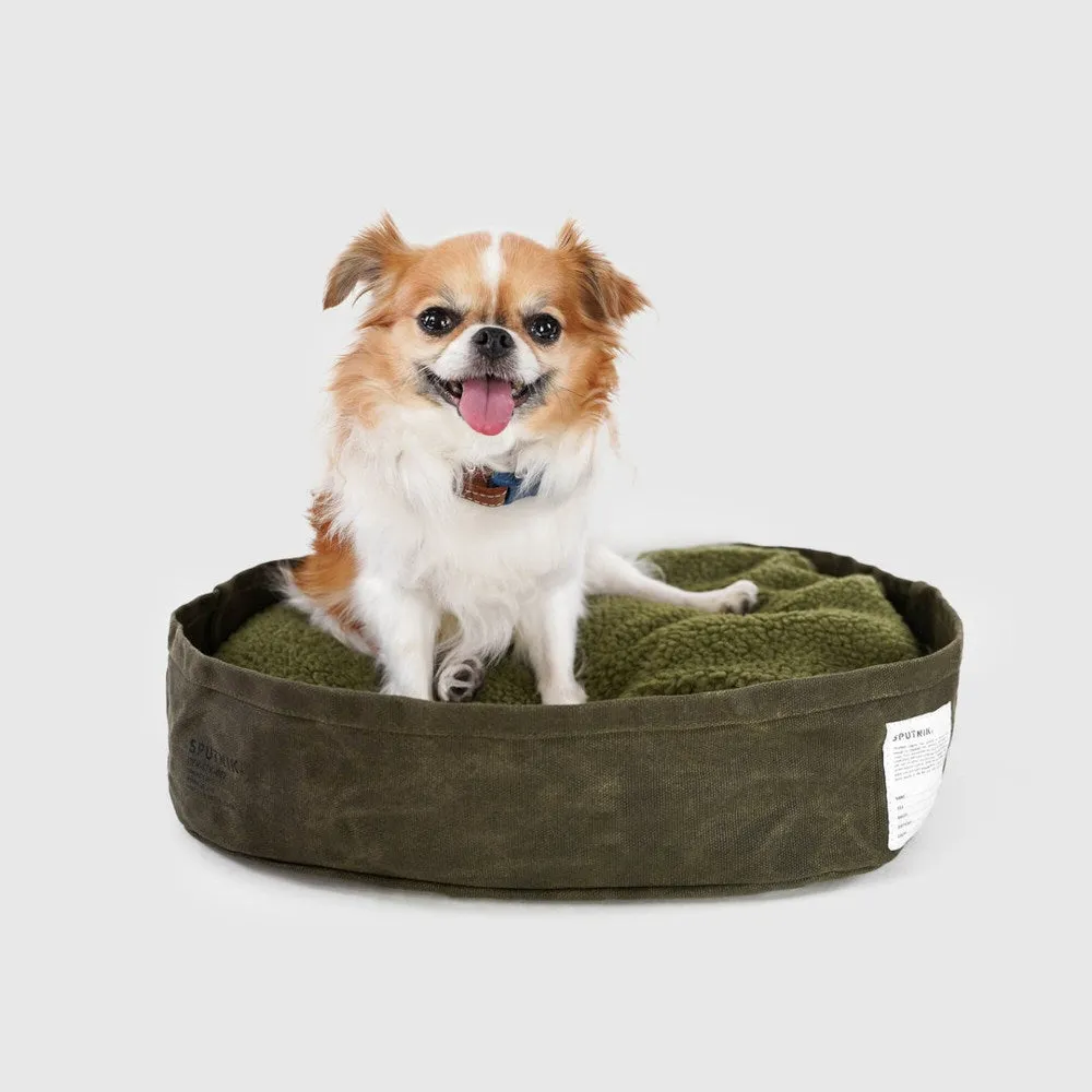 10% OFF: Sputnik Military Reversible Pillow Dog Bed (Green)