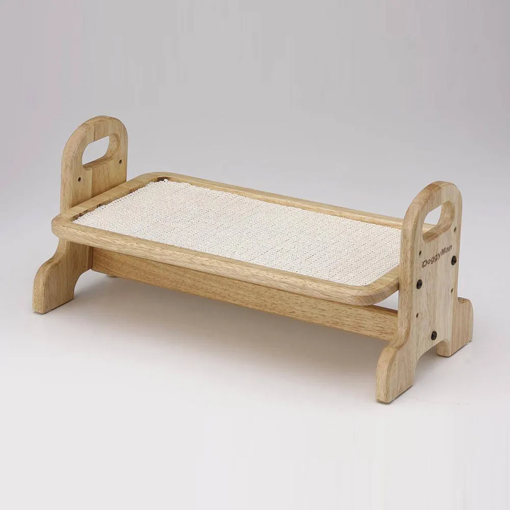 DoggyMan Woody Dining Table M (43cm x 23cm x 22cm)