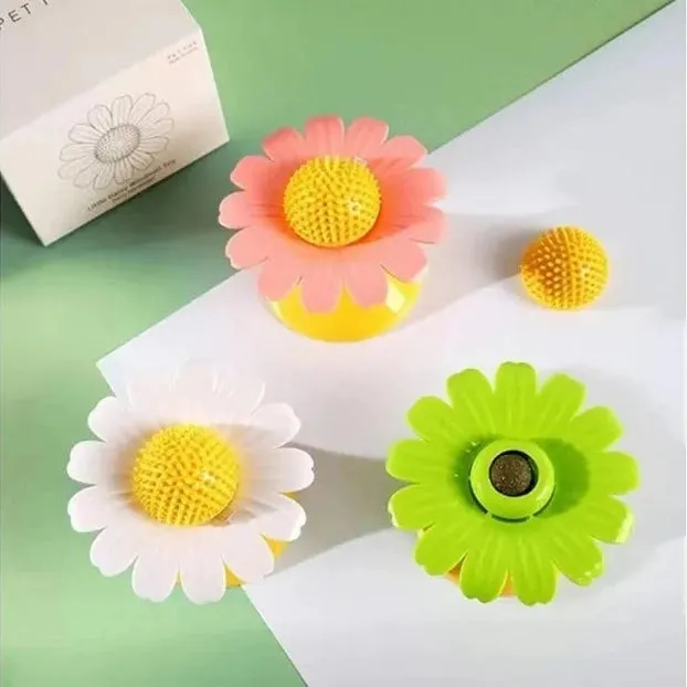 Little Daisy Rotating Glowing Cat Toy D:9*7Cm