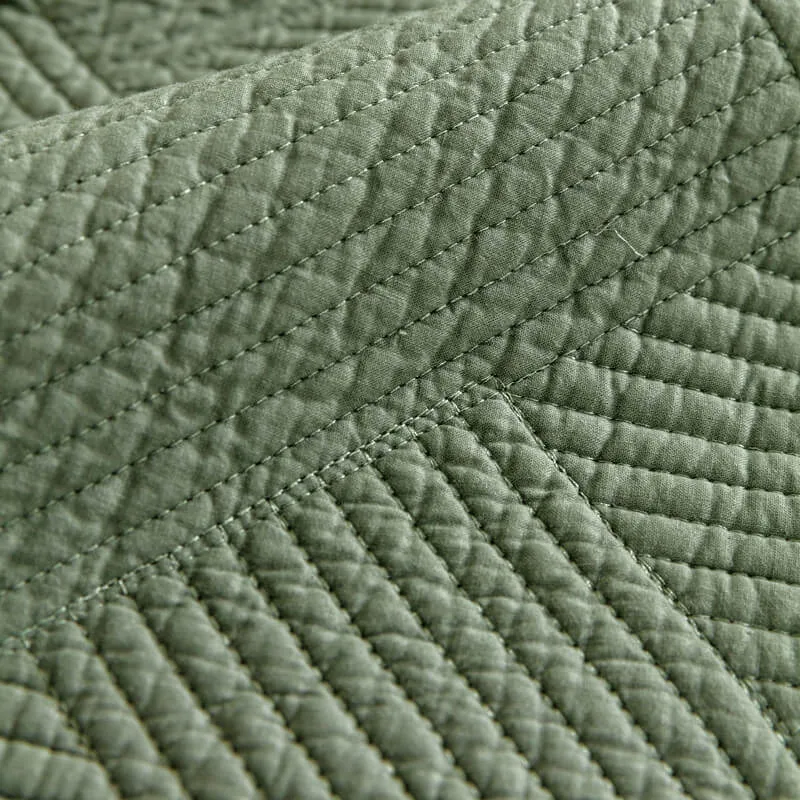 Minimalist All-Season Solid Cotton Geometric Quilted Anti-Slip Couch Cover