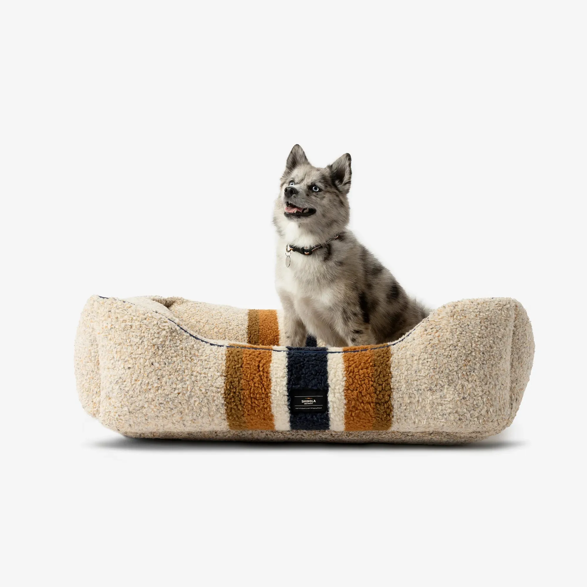 Shinola Cuddler Bed | Berber Oatmeal