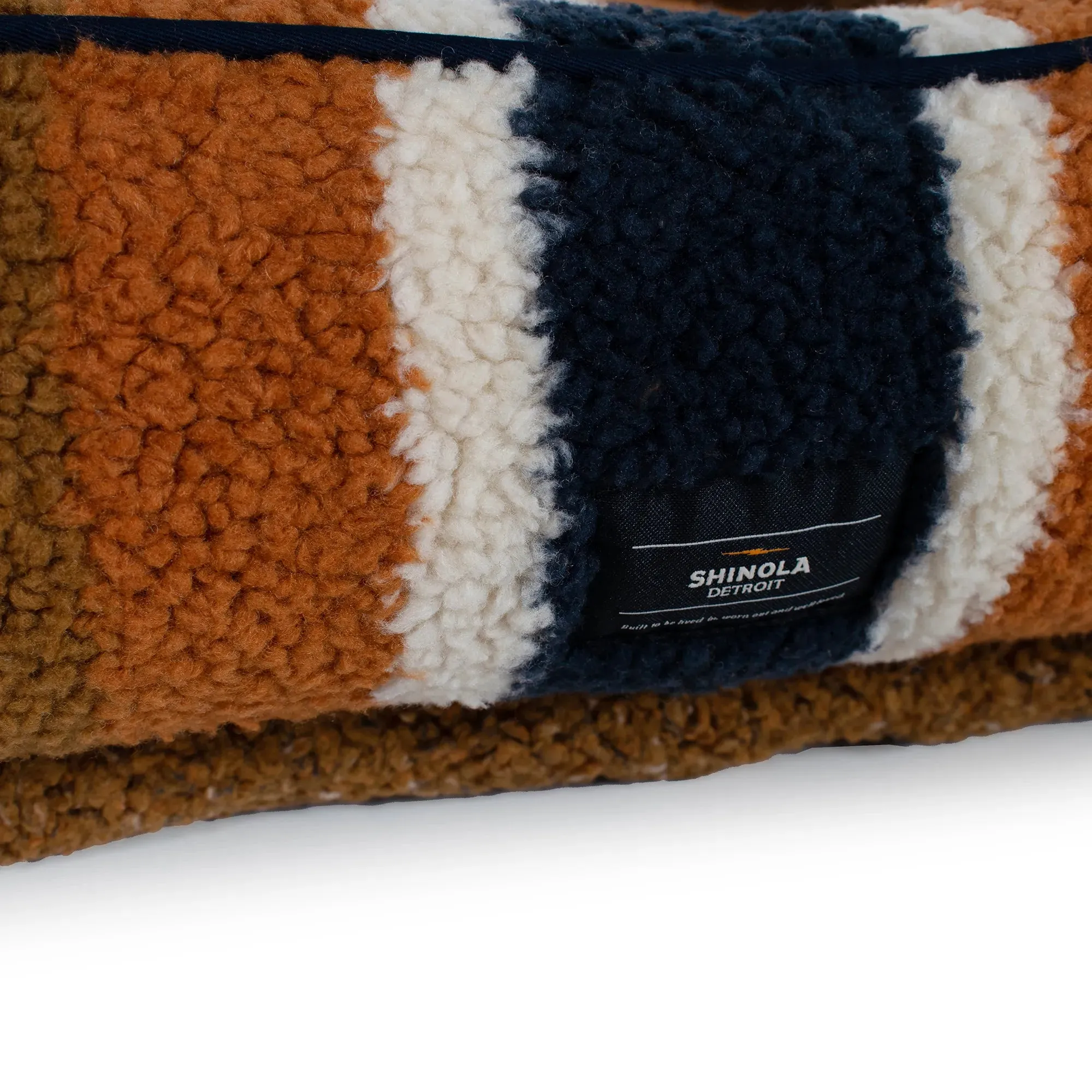 Shinola Cuddler Bed | Berber Rust