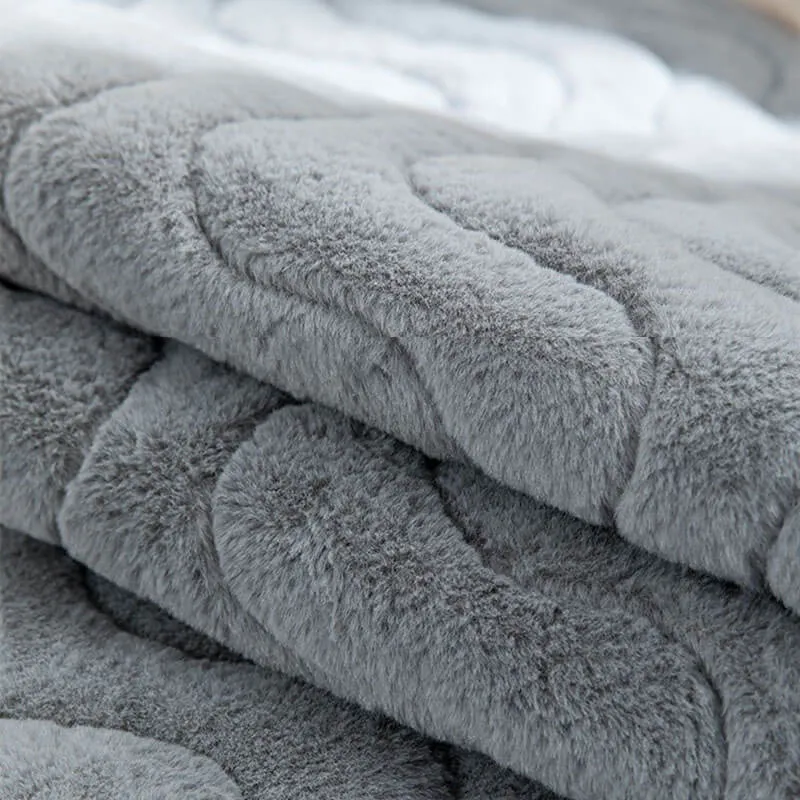 Wave Pattern Soft Plush Non-slip Couch Cover