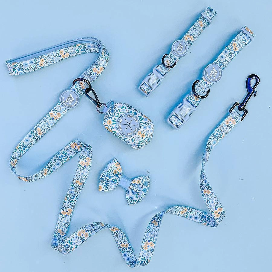 Wyld Cub - Dog Poop Bag Holder: Notting Hill Sky